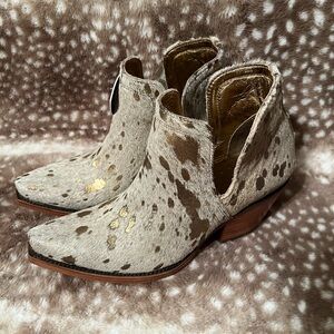 Ariat Spotted Ankle Booties - Brown and Cream